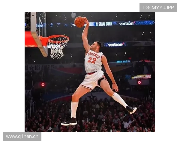 草根选手张鼎言力压群雄夺CBA扣篮大赛冠军